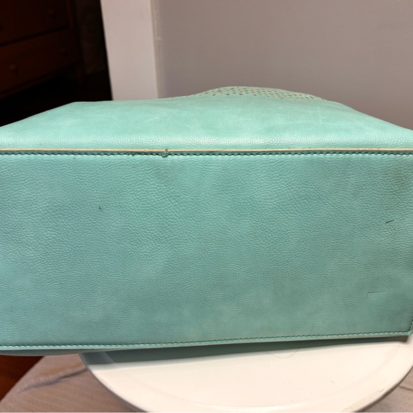 CARLOS by CARLOS Santana Mila Tote - Picture 8 of 17